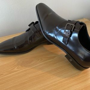 Versace dress shoes